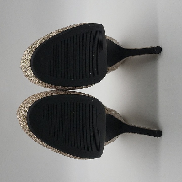 609- Nicole Platforms Heels Size 8 M - Picture 6 of 9